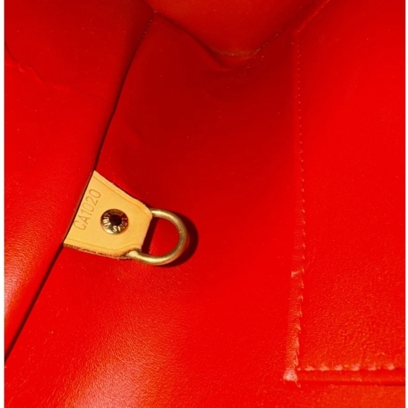 Louis Vuitton Red Tote Bag - Picture 9 of 16